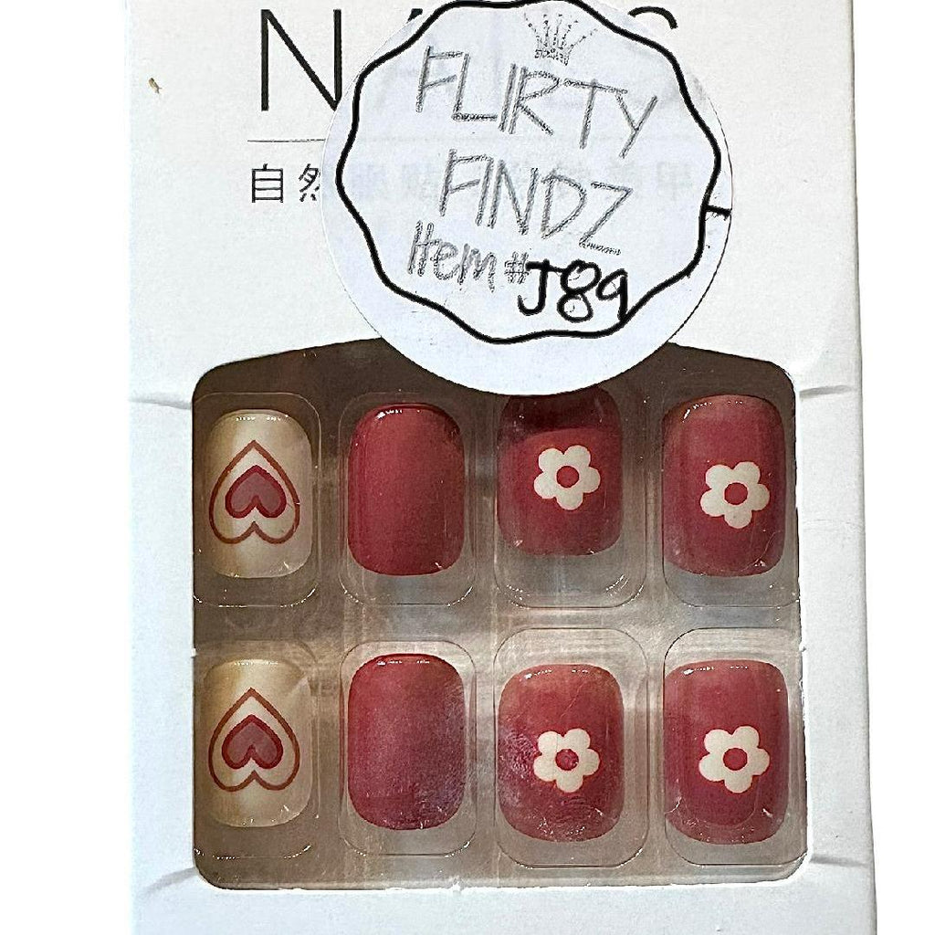 Flirty Findz Short Round Press-on Fake Nails, Fun Print, Item J89